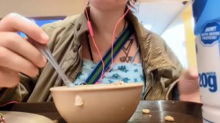 Queen Ruby Crimson - First Self compilation video [I'M DE-TRANSITIONING I'M FEMALE AGAIN]