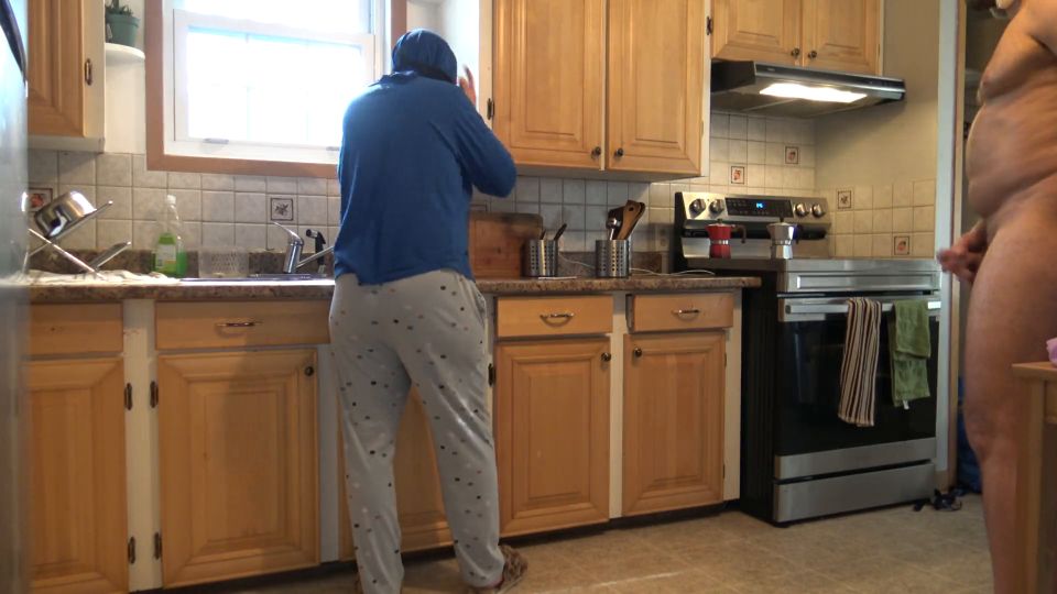 Madrastra cornudo árabe con Horny Stepson.