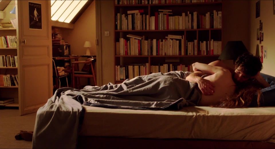 Julie Depardieu - Les Yeux Jaunes Des Crocodiles (2014 HD 1080p!!!