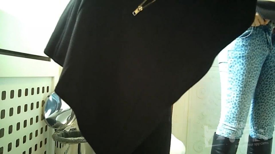 clip adulto gratis 30 HiddenZone 1Ene-14Feb 285  cámara oculta  webcam