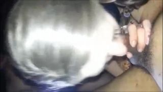 692311 Esposa y algunos nuevos gallos.