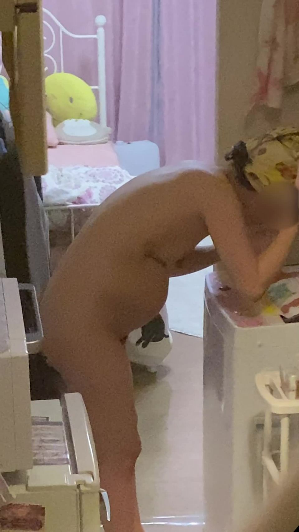 xxx video 4  yunfumuyupeep ワインコルク程の大きさの乳首がエロ過ぎてたまらない妊婦ママ。神秘的なフォルムを堪能してください, lock on japanese porn