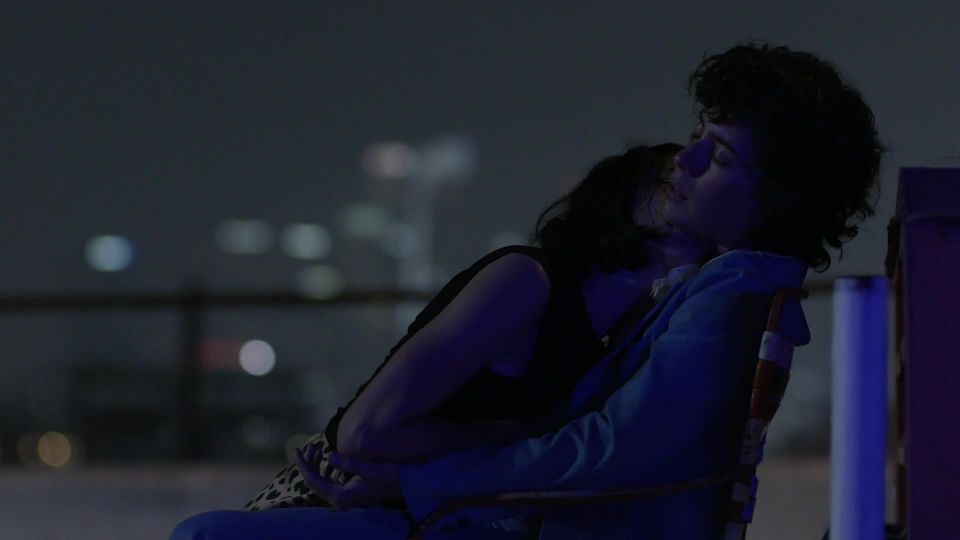 Mishel Prada, Roberta Colindrez - Vida s03e04 (2020) HD 1080p - (Celebrity porn)