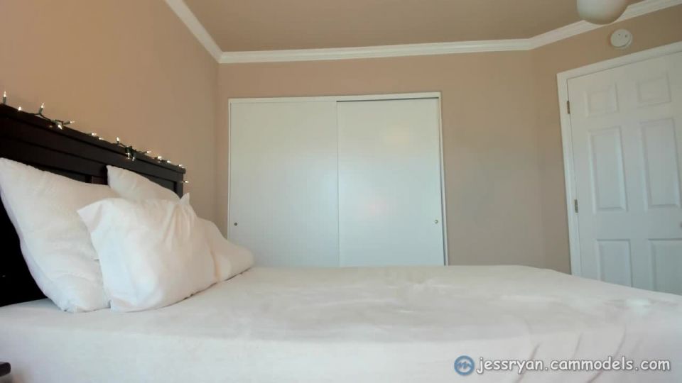 adult video clip 48  Sexy milf camgirl jess ryan foot and ass tease, foot on solo female