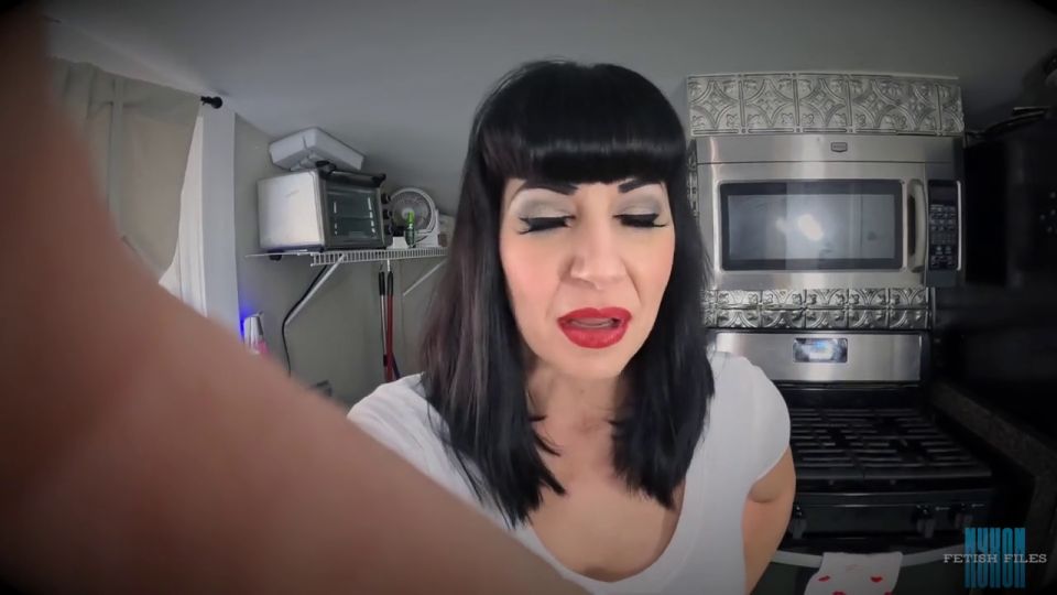Nyxons Fetish Files - Nyxon A Sudsy Surrender The Giantesss Kitchen Com (Fetish porn)