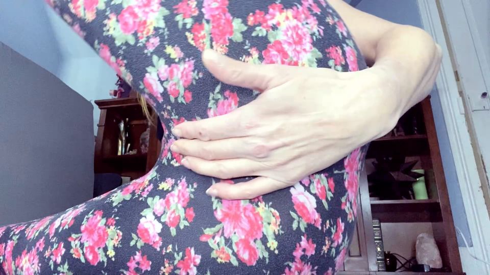 Gratis xxx video 34 QueenMotherSoles - Mami Leggings Sniff Mi culo  culo adoración  culo grande culo porno culo grande culo chica