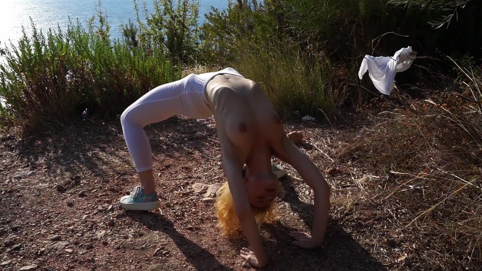 porn clip 18 mom and son sex hardcore [MyNakedDolls] Ariel - Summer Toning, softcore models on hardcore porn