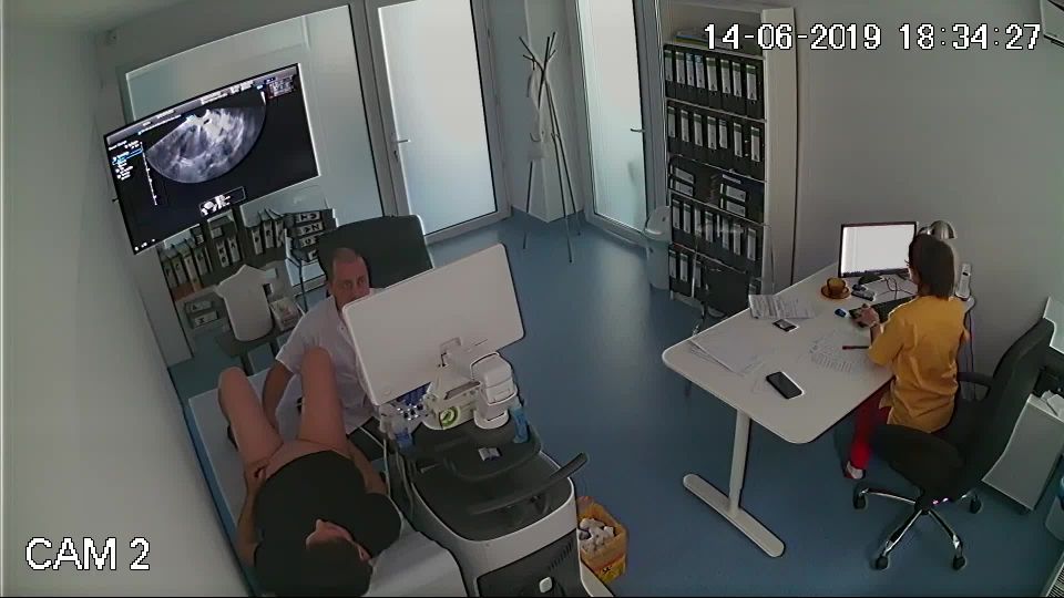 Cámara oculta real en el gabinete ginecológico – paquete 1 – archivo2 – 22  voyeur  voyeur