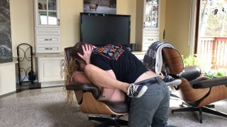 7194 We call it an  Eat In  kitchen - 1080p