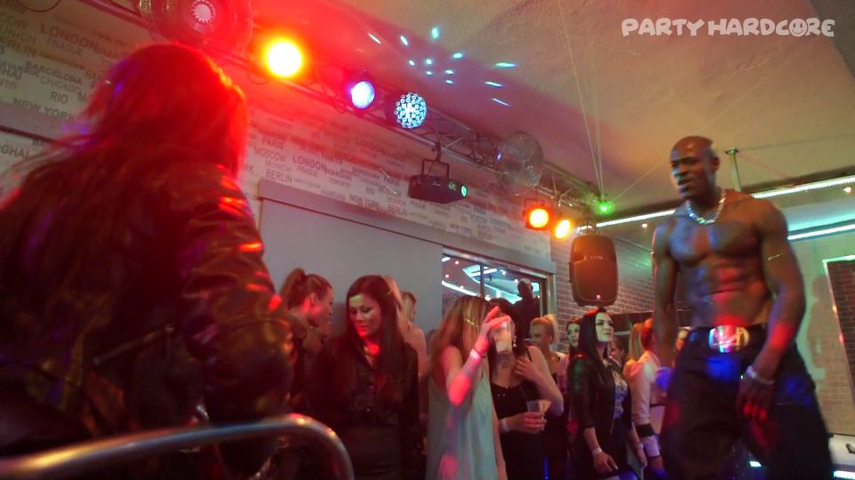 Party Hardcore Gone Crazy Vol. 27 Part 2 - Cam 1