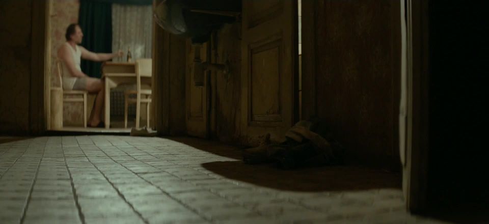 Dominika Moravkova-Zelenikova - Pirko (2016) HD 1080p - (Celebridad porno)