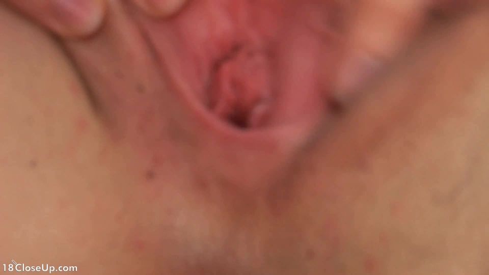 [SiteRip] 18CloseUp 227 Lisa clip 7