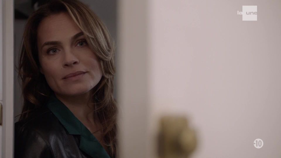 Fabienne Carat - Sección de Recherches s14e08 (2021) HD 1080p - (Celebrity porn)