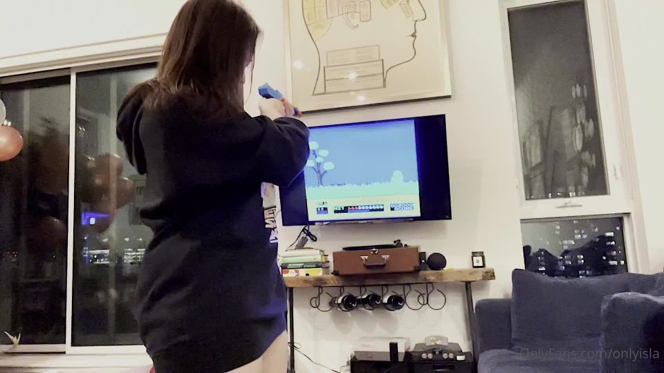 Isla D - onlyisla () Onlyisla - just spending my evening casually playing omg fucking duck hunt whaaaaaaaaaat 02-02-2021