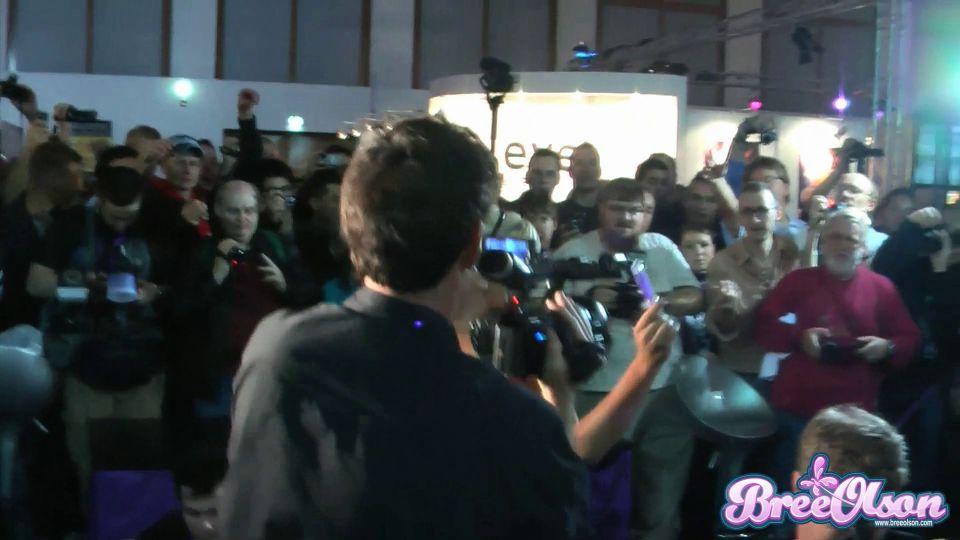 Bree Olson - Show de sexo público de la actriz porno en Berlín Full HD - Sexo público