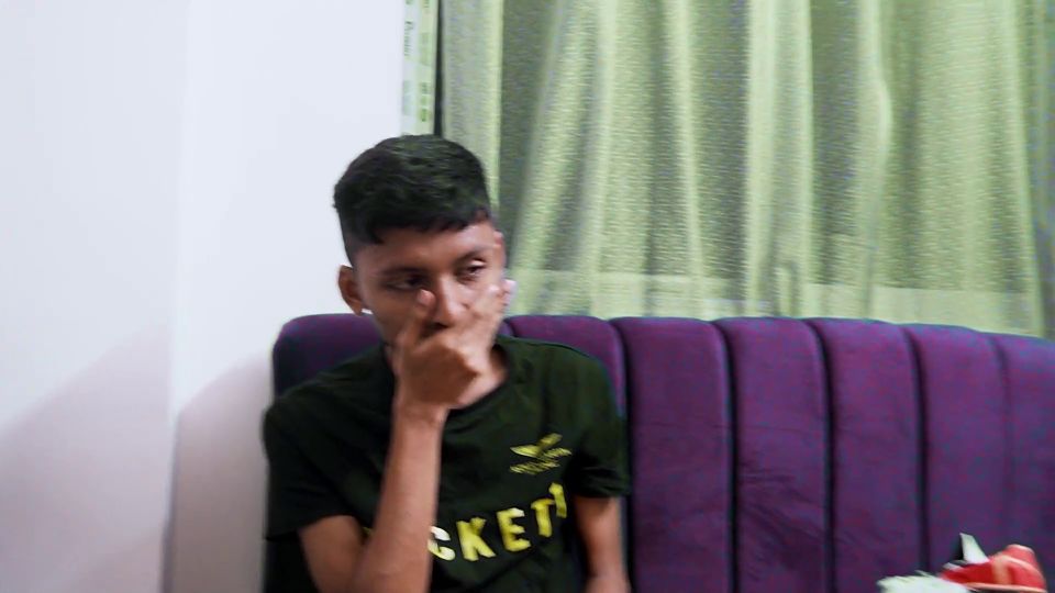 Elder stepsister fucked her boyfreind in front of hardcore sex.