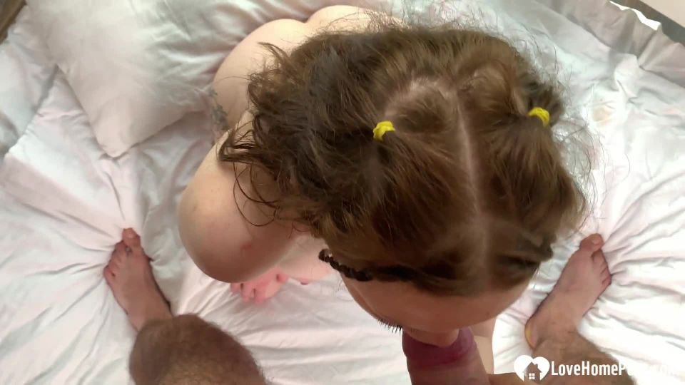 7157 Enorme polla se devora por una morena bonita