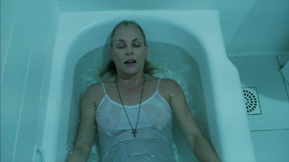 Carolina Ferraz - A Gruta (2020) HD 1080p - [Celebrity porn]