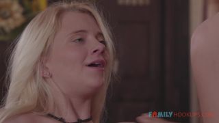 Family Hookups  Riley Star