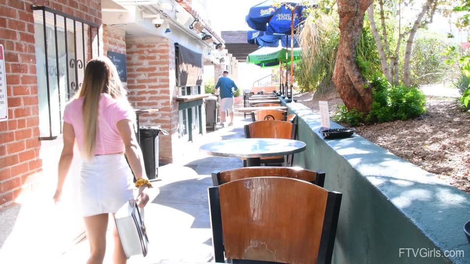 Nayomi en Bienvenido de nuevo La belleza 1, 4k en adolescente