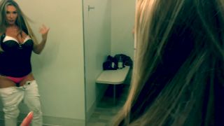 Shopping with Swallow Benefits - Jessica Loves Sex.