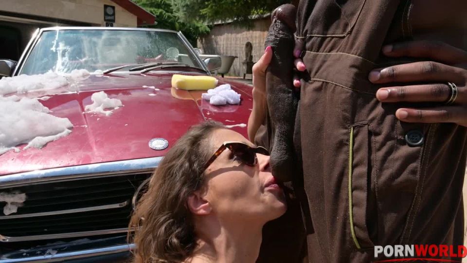 Malena Nazionale - Slutty Brunette Malena Nazionale Enjoys Mechanic's BBC In All Her Holes GP2608 - Anal