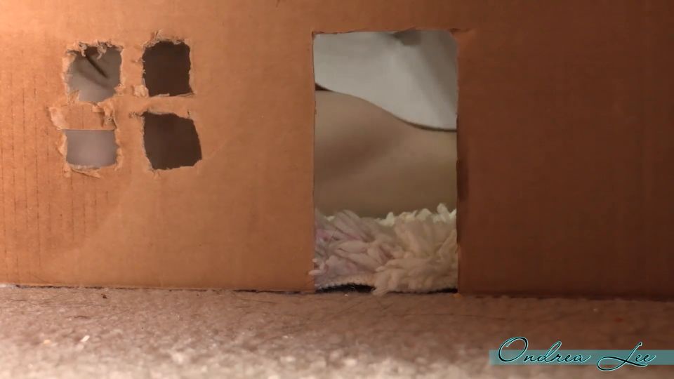 Korean Giantess Growing Ondrea Lee (Femdom porn)