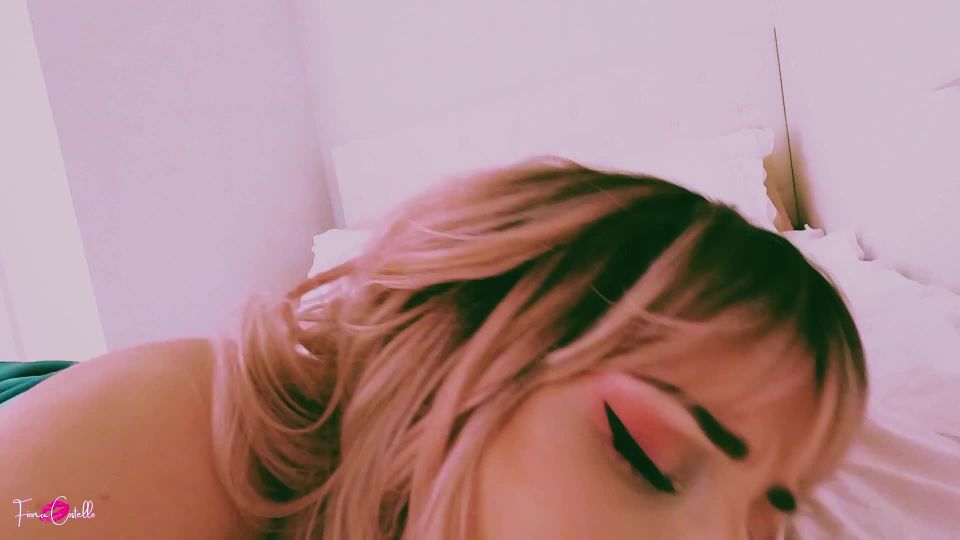 Mama Fiona - Rave Mom.