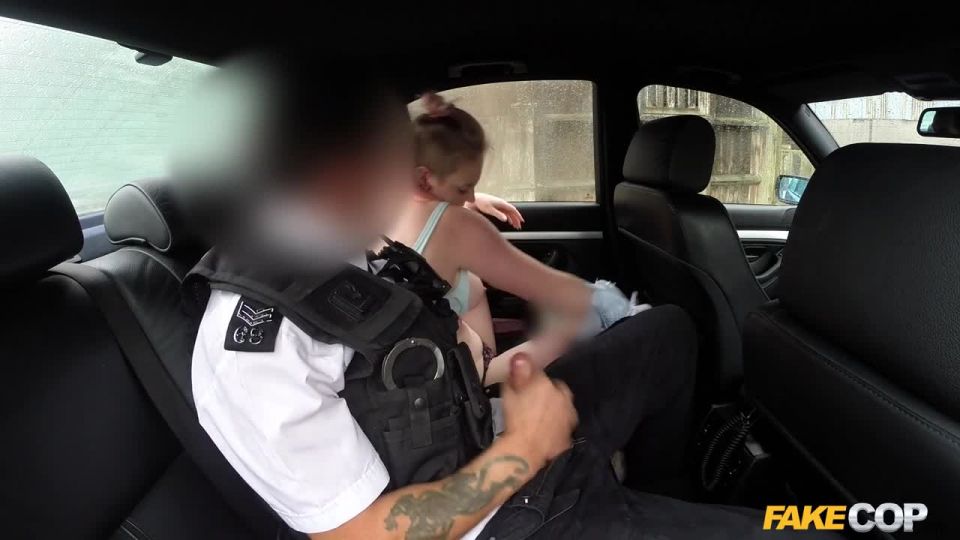 7122 Carly Dirty Monty Emo estudiante tiene Rusty Sheriff Insignia en...