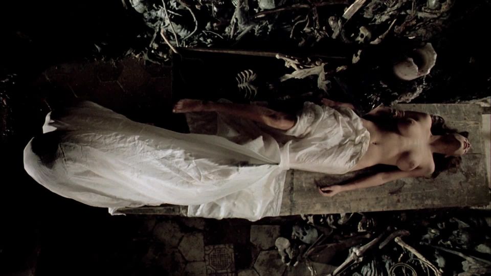 Anna Falchi – Cemetery Man (1994) HD 1080p - (Celebrity porn)