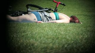 tatoo_in_panties_bra_in_park_0014