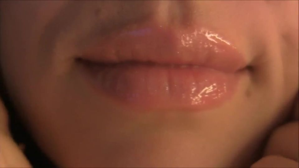 112733 Cum on my lips.