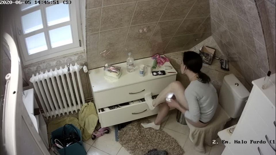 Voyeur – Home Bathroom - [Webcam]