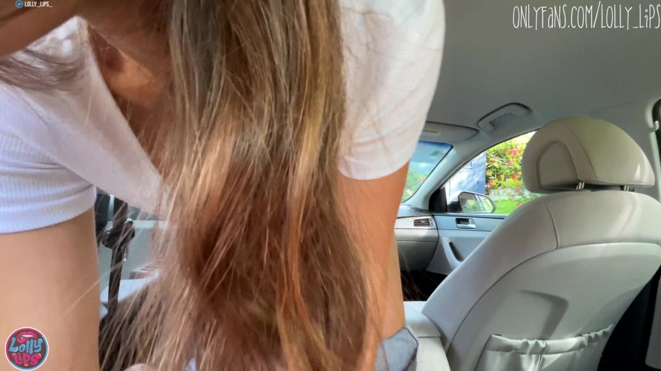 Lolly Lips - Help Repaired Wheel And Fuck Her In The Car (Amateur porn)