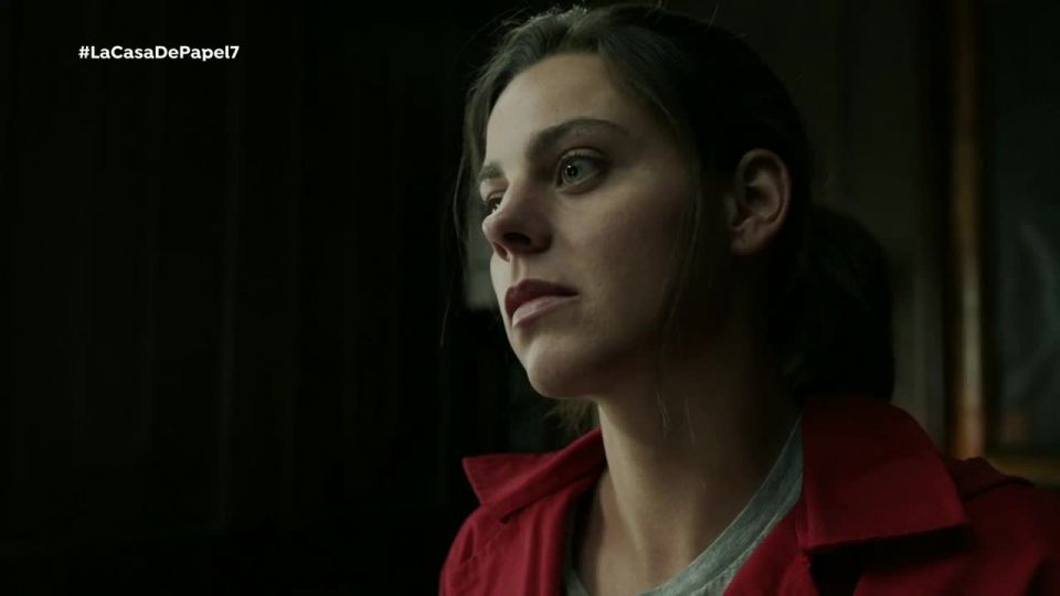 Clara Alvarado - La Casa De Papel s01e07 (2017) HD 720p - (Celebridad porno)