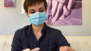 clip 41 Nina Crowne - Quickie en el dentista - femdom pov - pov fetiche de cuello lesbiana