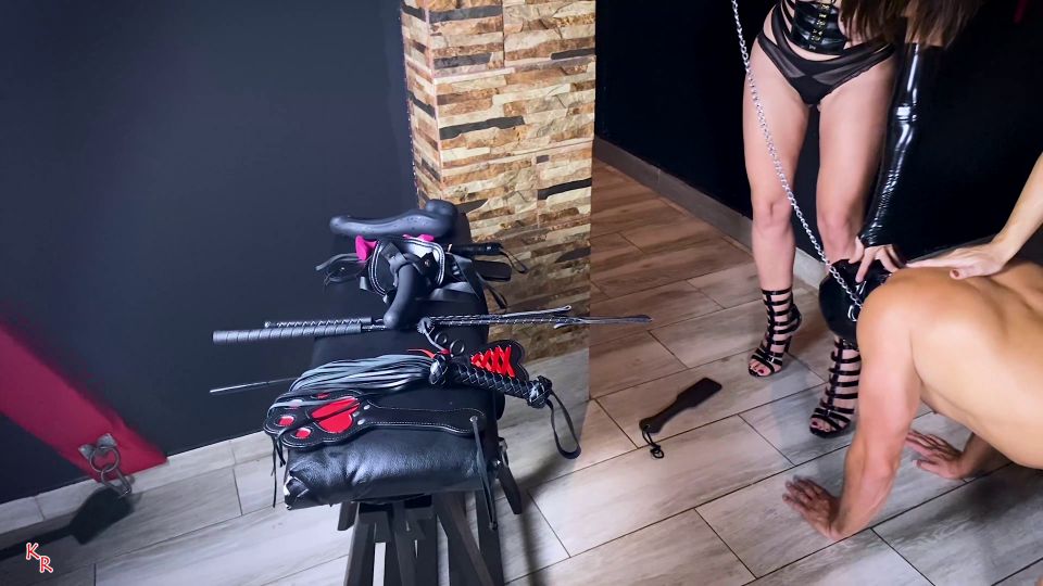 porno clip 27 Bondage Kink - Dos mujeres para un hombre en máscara de látex - UltraHD 2160p - fetiche - bdsm porno fresno fuegos femdom