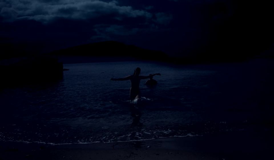 Daphne Patakia - Despierto de primavera (2015) HD 720p - (Celebridad porno)