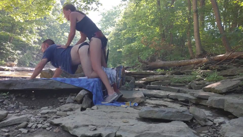 InjoyBacon - Casa apasionado público amateur al aire libre...