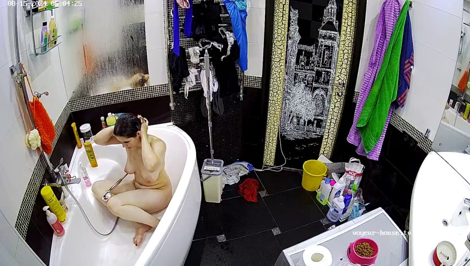 Ducha de Alecia, 15 08 2024 720P - Amateur