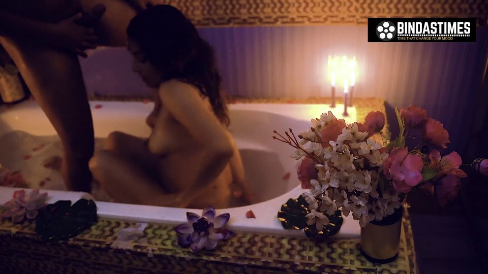 Matrimonio aniversario bañera especial sexo con banda hindi audio.