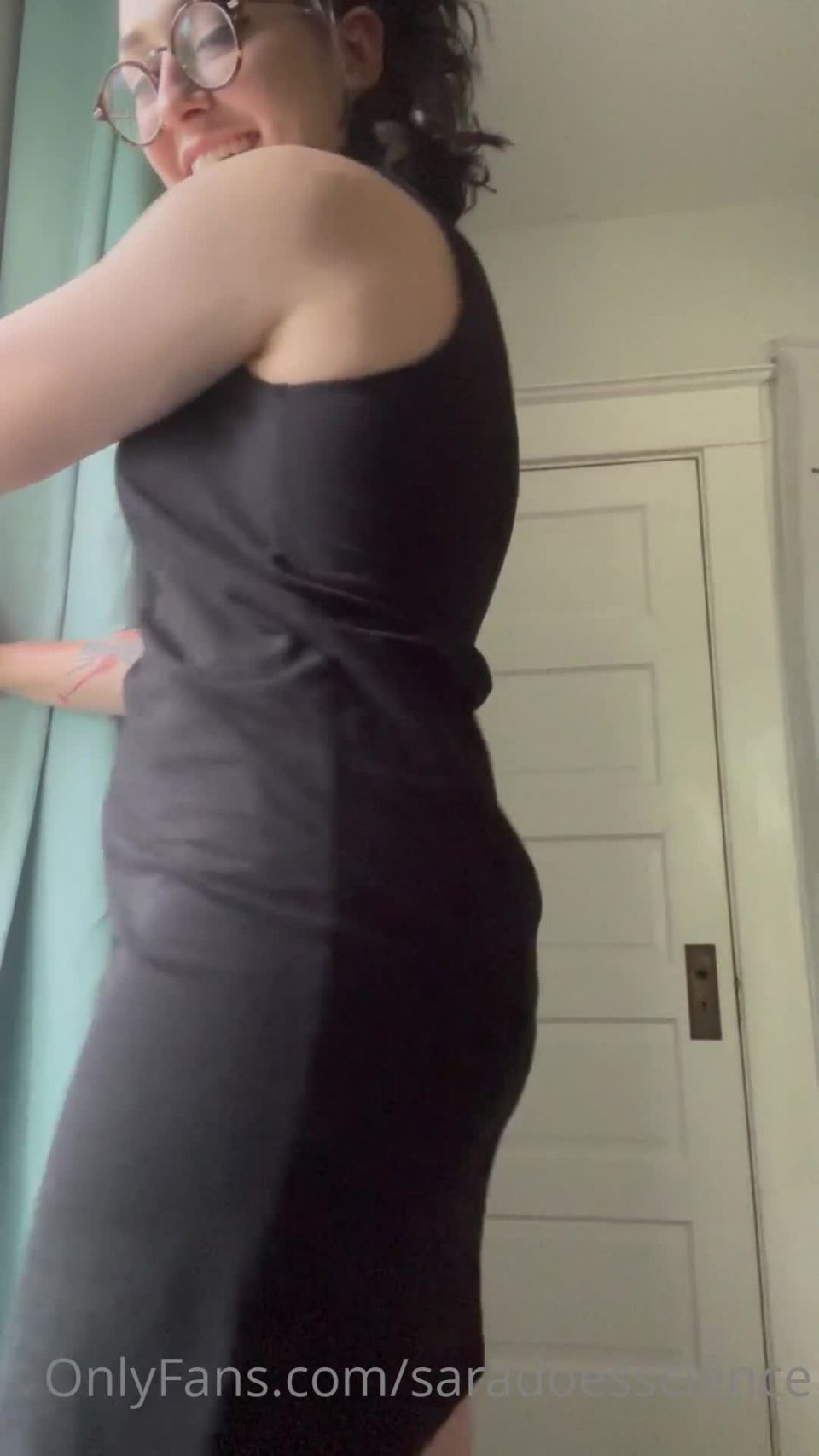 Saradoesscience - oh look a loser are you frozen there with your mouth wide open ohim going to have 24-07-2022