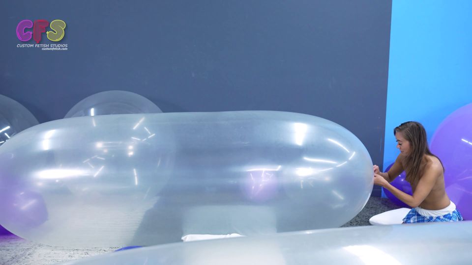 Custom Fetish - Christy Loves You on the MOAB 4K - Fetish