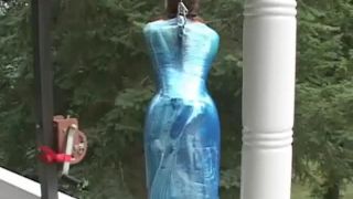 Casa de Gord18 08 03 Anna Rose - Envuelto y suspendido Hogtie (Escena)