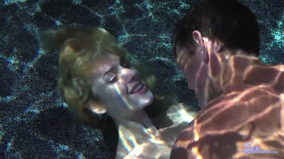 SexUnderwater e1021 UW Lovers #20 pt2 (mp4)