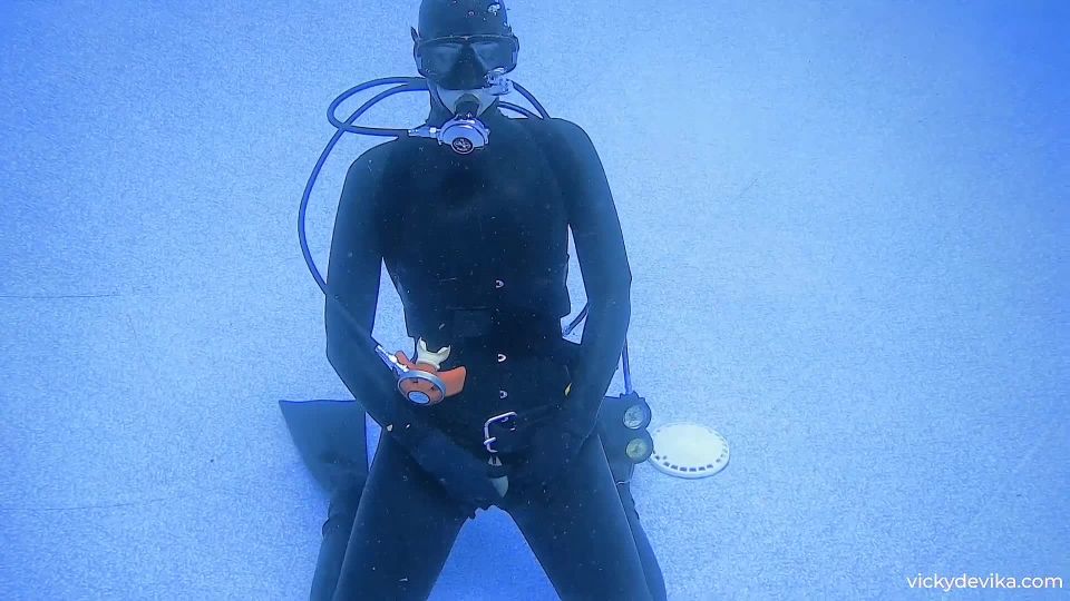 7129 Latex, Leather, Fetish, Rubber