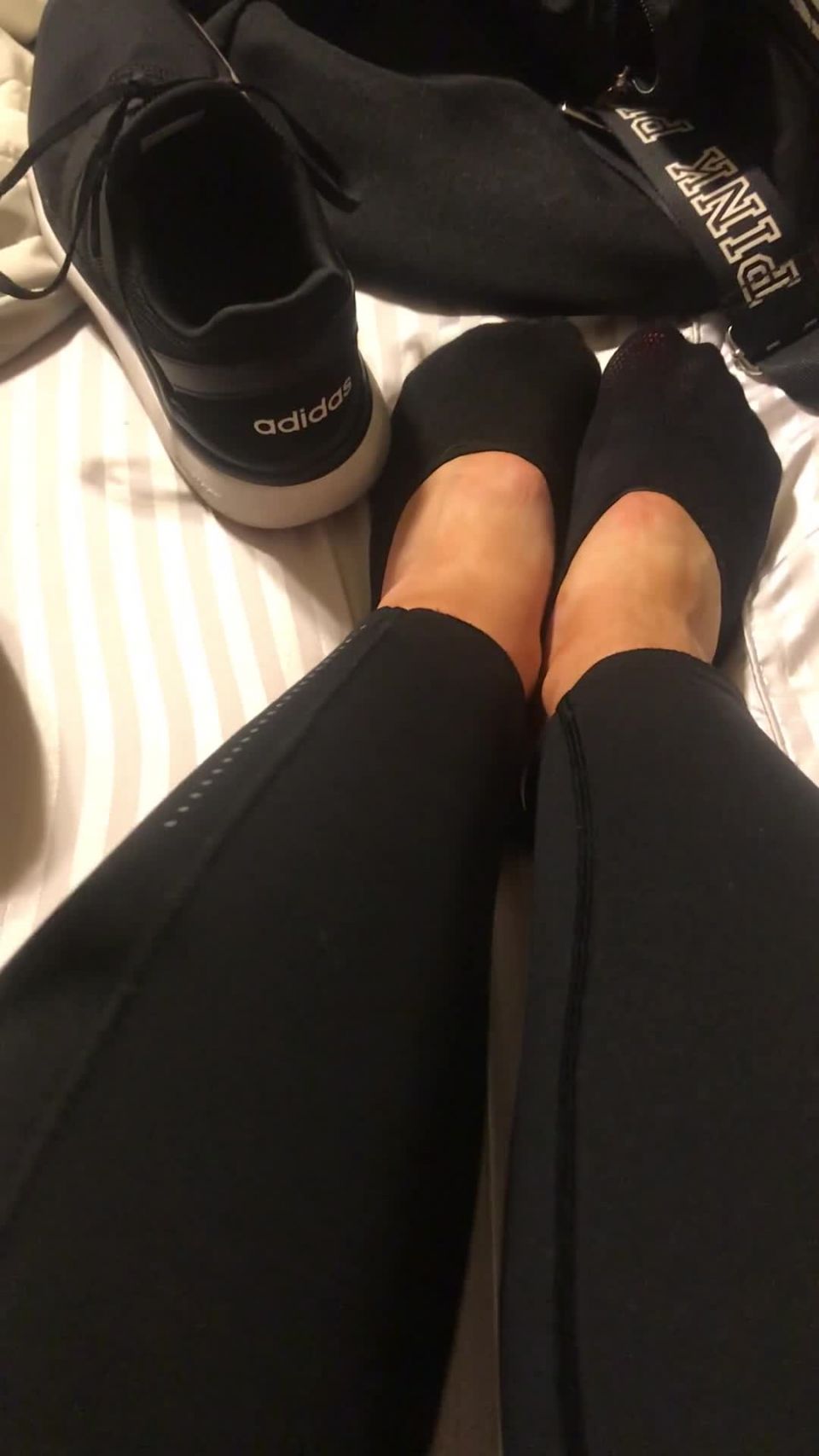 online xxx clip 7 celebrity foot fetish missroxanarae 11-05-2018 Sweaty gym feet, feet on feet porn