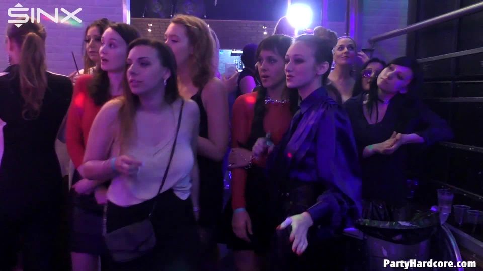 video gratis 40 hardcore  hardcore porno  firtsbornunicorn hardcore sex in kitchen facial