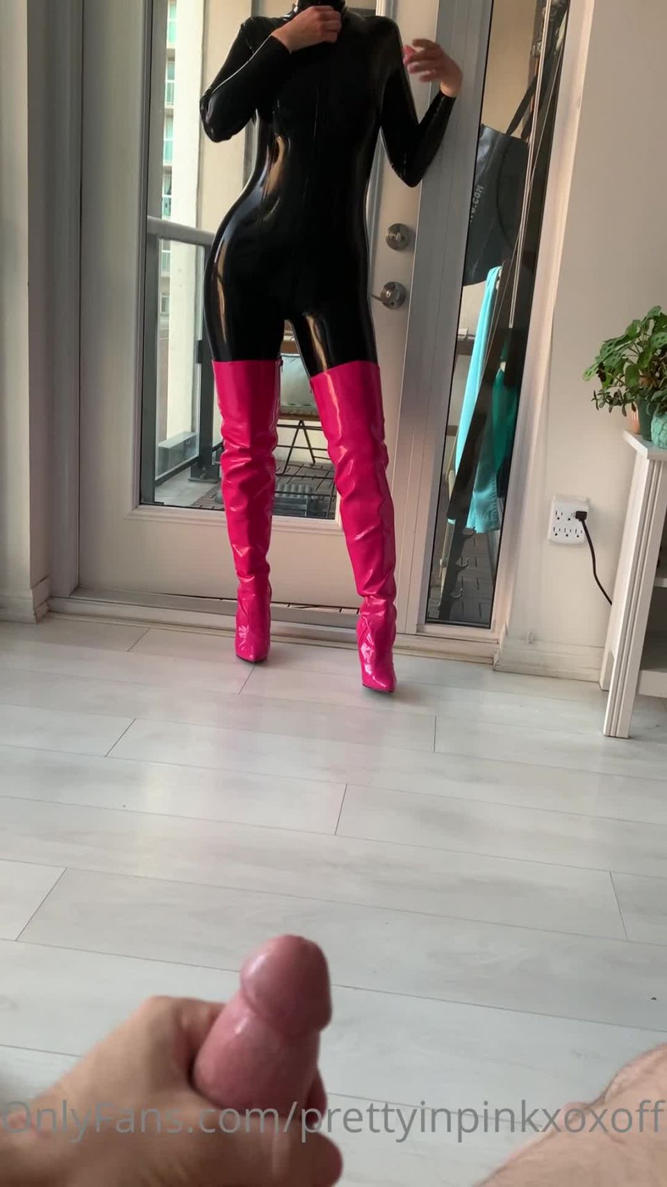 Prettyinpinkxoxofficial662