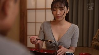 The middle-aged man who got banned from the brothel I worked at before marriage turned out to be my husband's father... Big-tits wife fell into pleasure. Kitano Mina ⋆.